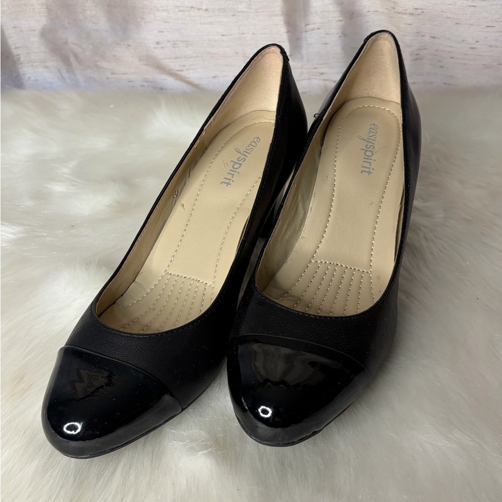 Chic Black Women's Heels size 5.5